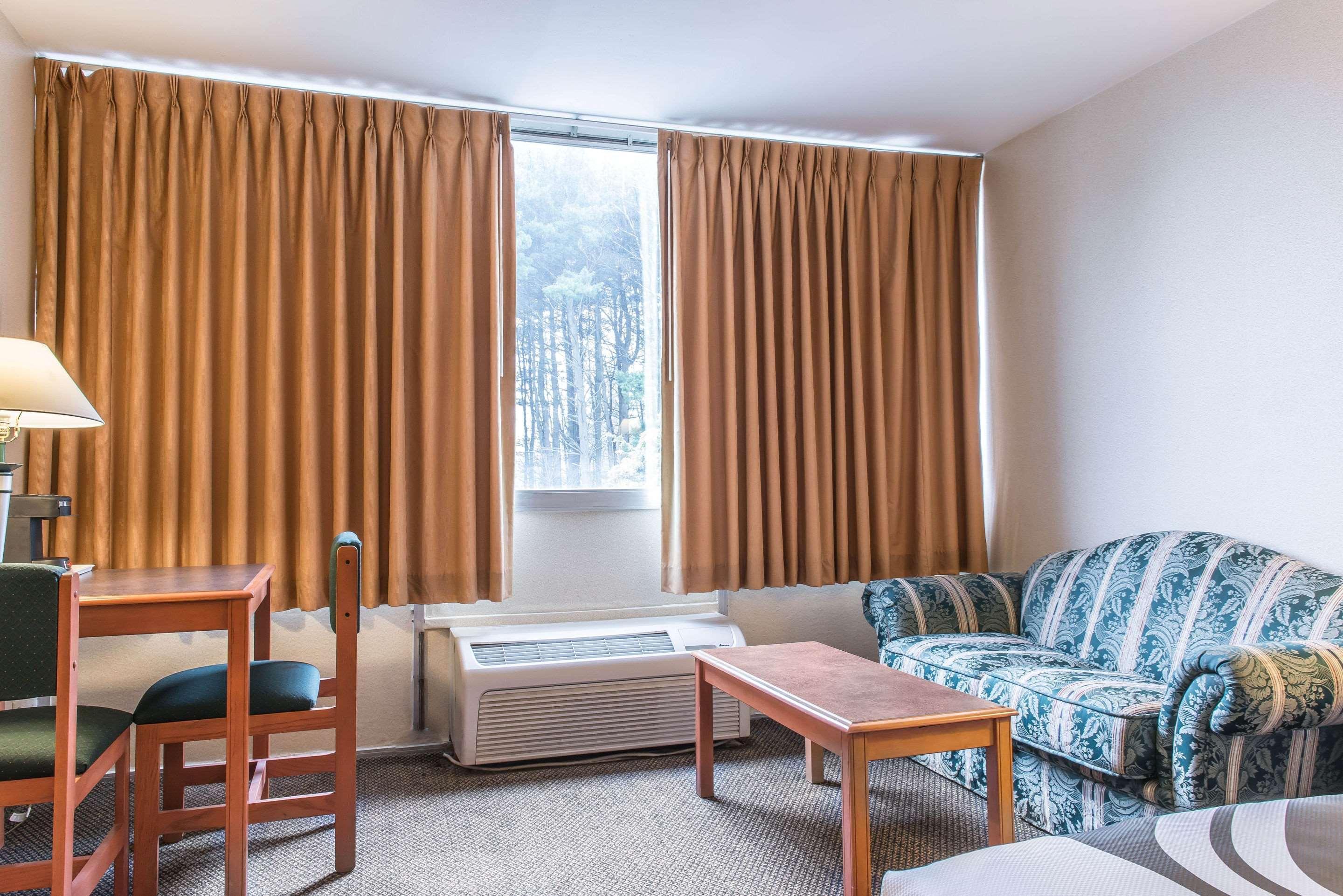 Quality Inn Hermitage Exterior foto